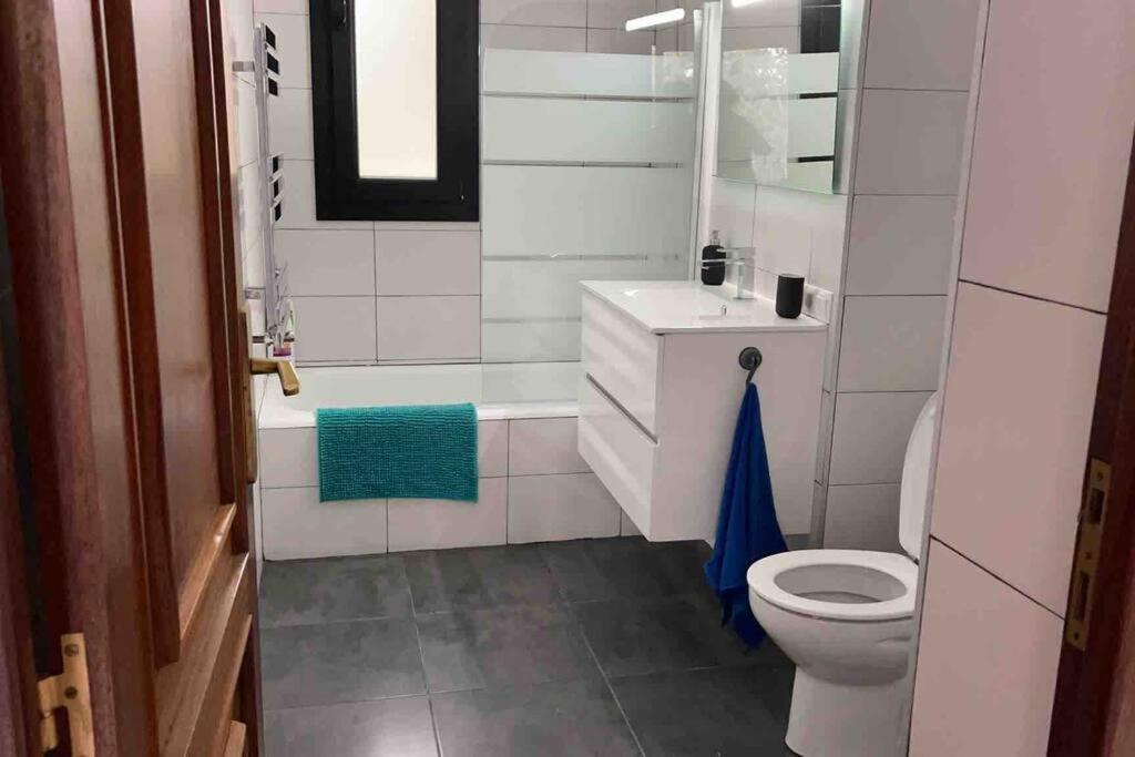 Villa Rana, Con Amplio Jardin, Barbacoa Y Piscina Valdemorillo Esterno foto